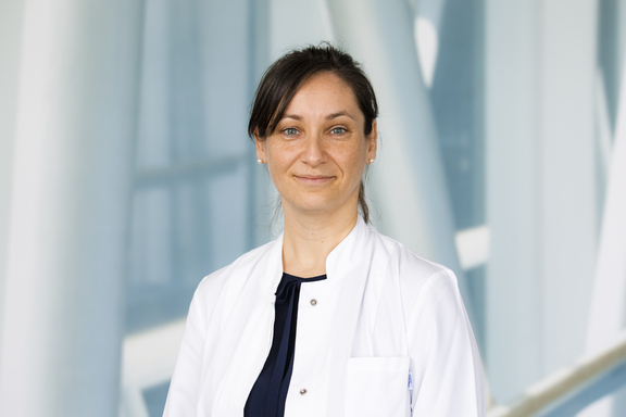 Leitende Oberärztin Ellen Peschel