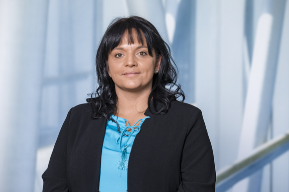 Foto von Sindy Busch, Sekretärin der Notaufnahmen an den ELBLANDKLINIKEN